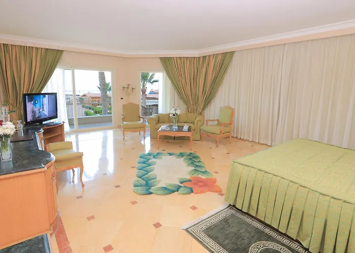 Resort Sea Star Beau Rivage